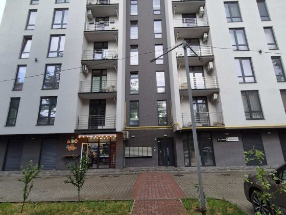 Здається в оренду кв-ра в Ужгороді  у новоб з газ опален на любий терм Ужгород