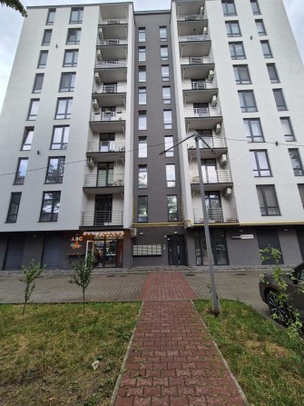 Здається в оренду кв-ра в Ужгороді  у новоб з газ опален на любий терм - фото 1