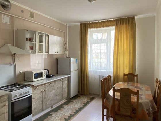 Оренда 2х кім.квартири по вул.Осипенка Ужгород