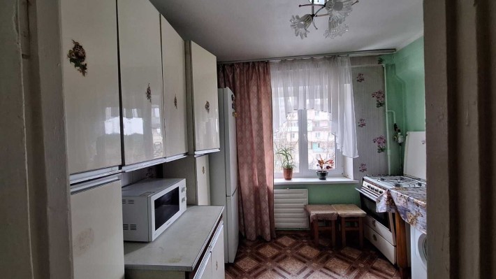 Оренда  2 х кімнатної квартири,   метро Лісова 7 хвилин. - фото 1