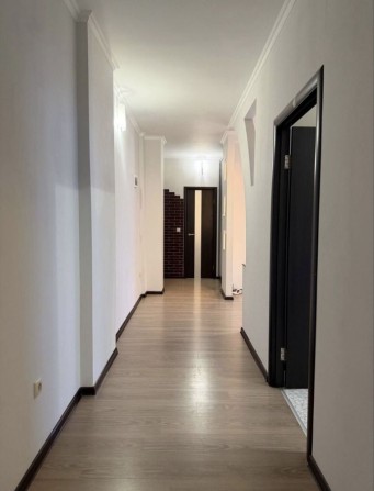 Здається в оренду 2 кімнатна квартира + кухня студія - фото 1