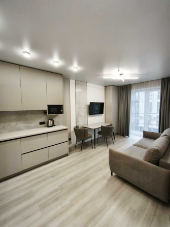 Здається в оренду 1-кімнатна квартира, “West towers” Код: 43171* - фото 1