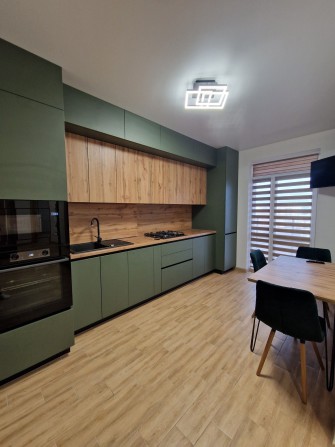 Оренда 2-к. новоб. вул. Руська (район маг. Майя) - фото 1