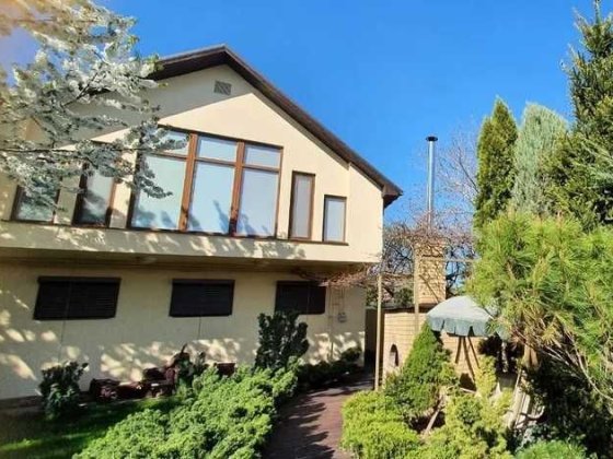 Продам СОВРЕМЕННЫЙ ДОМ 2015 года Холодная Гора. 179 м2. Метро Х.Г. Харків