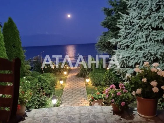 Продаётся дом в первой линии от моря Одеса