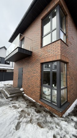 Якісний будинок 130 м² біля ліцею,4 кімнати , 3,7 сотки. Газ!!! - фото 1