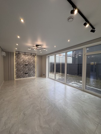 Дуплекси з ремонтом, технікою і меблями. Петропавлівська Борщагівка - фото 1