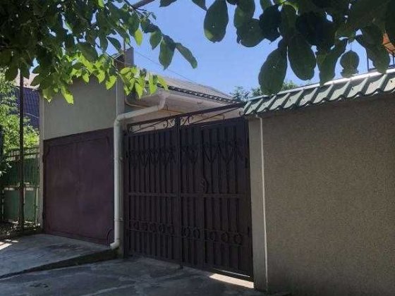 Домик  в шаговой доступности к морю. Одеса