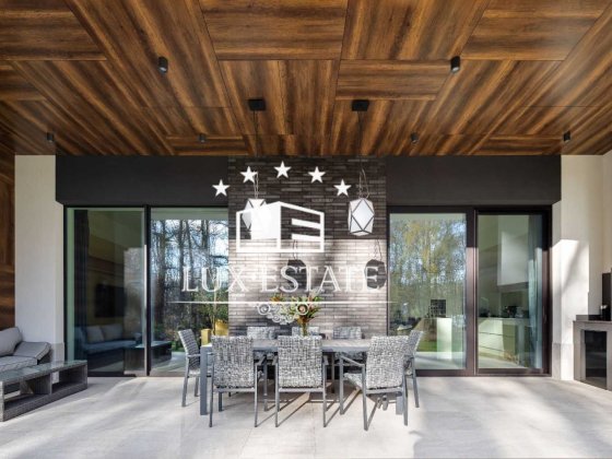 Продажа стильного, современного дома в районе лесопарка! Харків