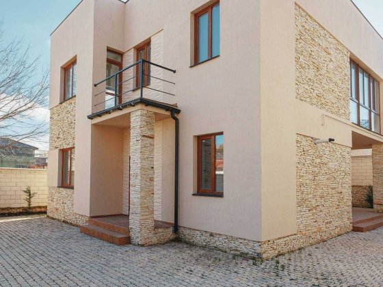 Продам дом в Совиньоне.