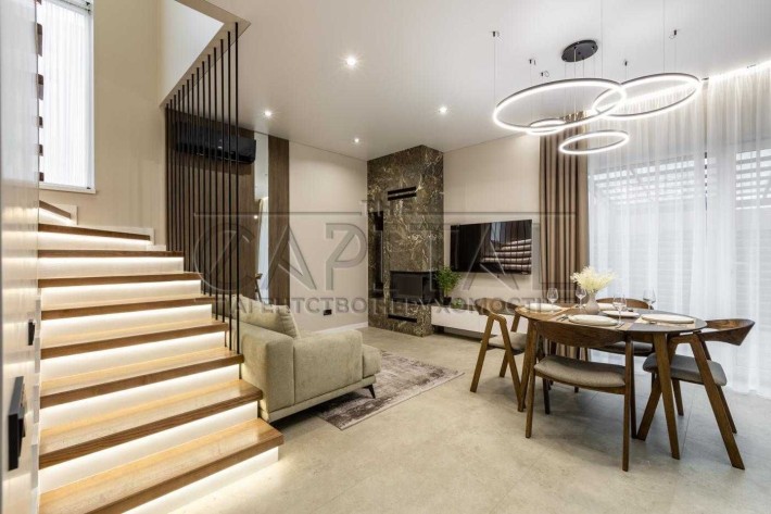 Продаж дуплекса 97м2 бомбосховище 45м2 Петропавлівська Борщагівка - фото 1