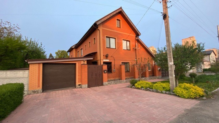 Продам  дом в Харькове,  шикарное месторасположение - фото 1