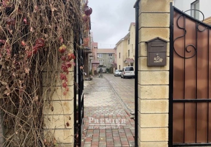 Продаж будинок дуплекс на поселке Котовского. - фото 1