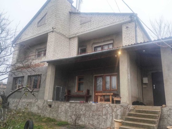 Дом 217 м.кв на Слободке. 5 комнат. 7 соток. Газовое отопление. Госакт Одесса