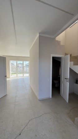 Новий Готовий будинок з РЕМОНТОМ, всі комунікації, можна заселятись - фото 1