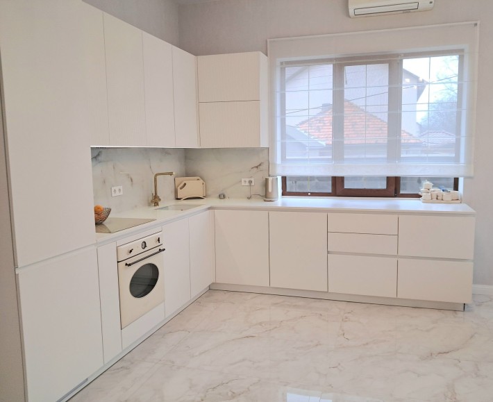 Двухэтажный коттедж с ремонтом Чубаевка - фото 1