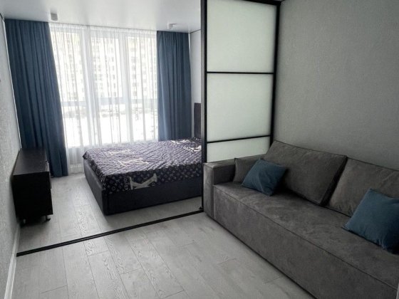 ПЕРША ЗДАЧА . Здам 1 кімнатну квартиру за адресою Незалежності 21 Чернигов