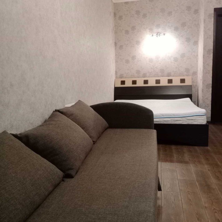 Квартира в новобудові, проспект Науки, світло не вимикають! - фото 1