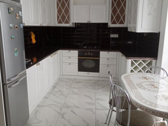 Здається однокімнатна квартира від власника в центрі міста Черновцы