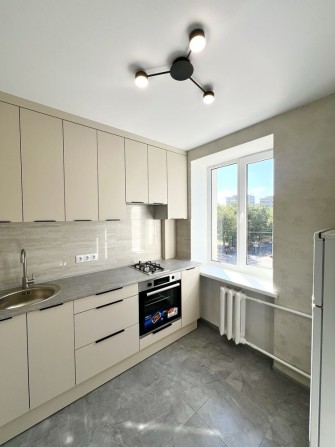 Оренда 1-кімнатної самий центр (є газ) - фото 1