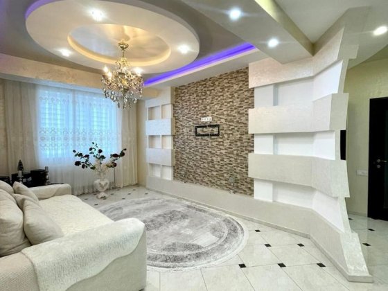 Здам 3-х кімнатну новобудову вул.Руська з дизайнерським ремонтом Черновцы