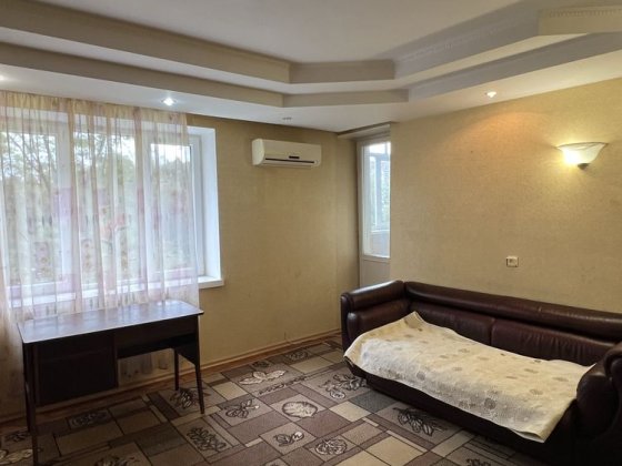 Оренда двокімнатноі  квартири у центрі  міста Чернігів