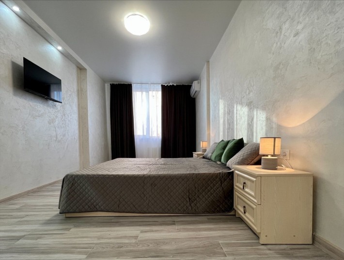 Світло парк, 2 пов, м. Видубичі 10 хв пішки, 1кімнатна - фото 1