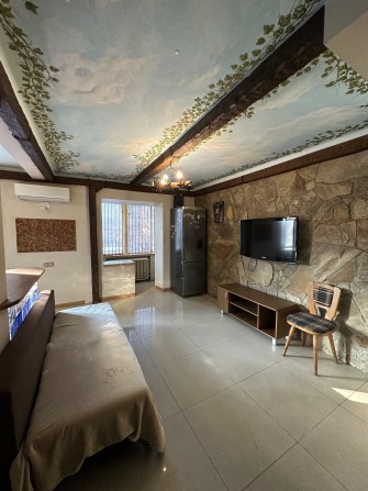 Без% Здам двокімнатну квартиру Борщагівська 2, метро Політехнічний інс - фото 1