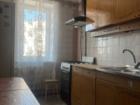 3-кімнатна квартир, район - Митниця, річпорт. Черкаси