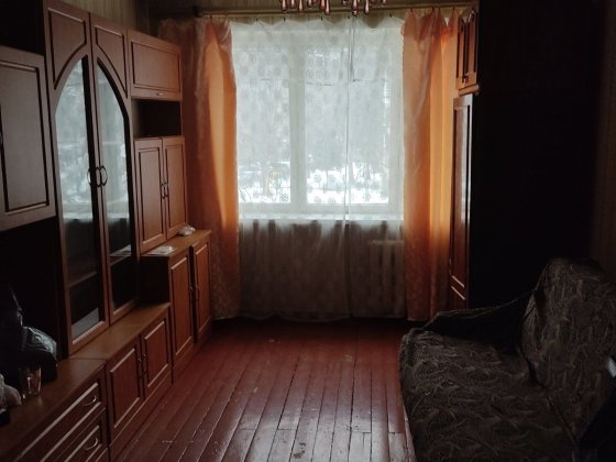 Здається в оренду 2х кім криївка 2 пов. вул  Скальда  14 ціна 280$ Черновцы