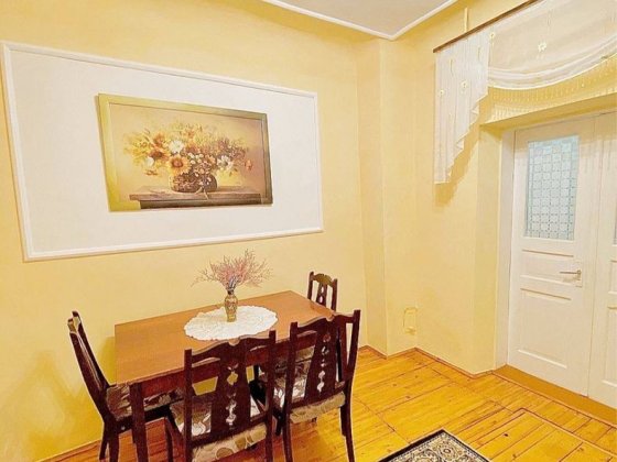 Центр! Тепло і вода 24/7. Здається 2-км квартира біля Кобилянської Черновцы