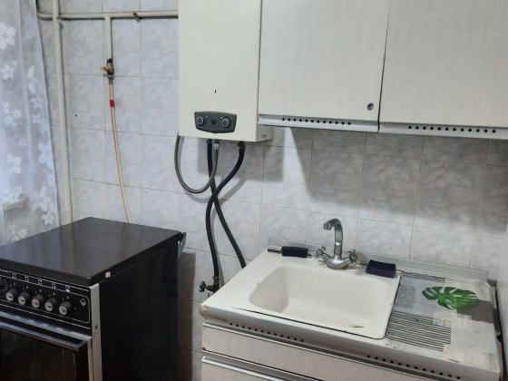 Здам 2 кімнатну квартиру з меблями Чернигов