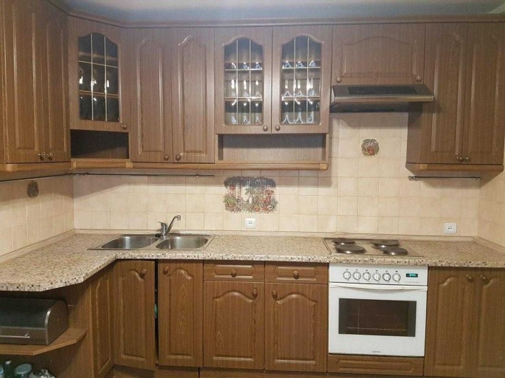 Оренда крупногабаритноі квартири по вул Литвиненко, гарна ціна! - фото 1