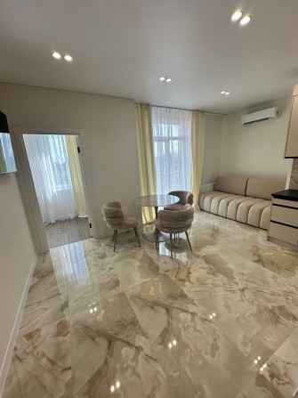 Розкішна 1,5 тепла  квартира - фото 1