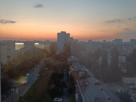 Здам квартиру на Севастопольській площі Киев