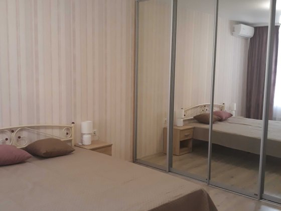 Сдам в ЖК Телескоп по Драгоманова,10 Без Комиссии. Генератор на все!!! Киев