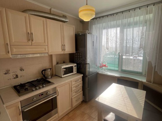 RLT V01 Оренда 2 кімнатної квартири, пр. Л. Лук'яненка 30 Чернигов