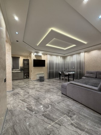 Оренда просторої 4-кімнатної квартир - фото 1