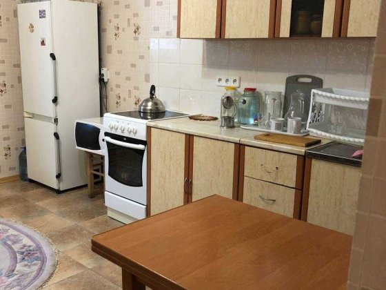 Оренда просторой квартири на Позняках!  Е.Пчелки,2 Київ