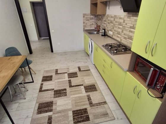 Автономне опалення! Однокімнатна квартира з ремонтом! Чернигов