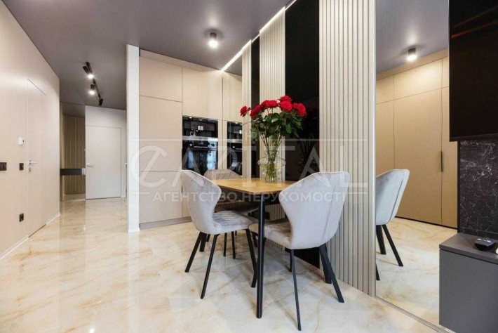 Оренда / Квартири / Нивки / Шевченківський / Файна Таун - фото 1