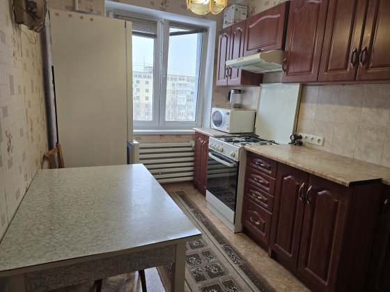 Сдам 2к.квартиру Парус-2 Днепр