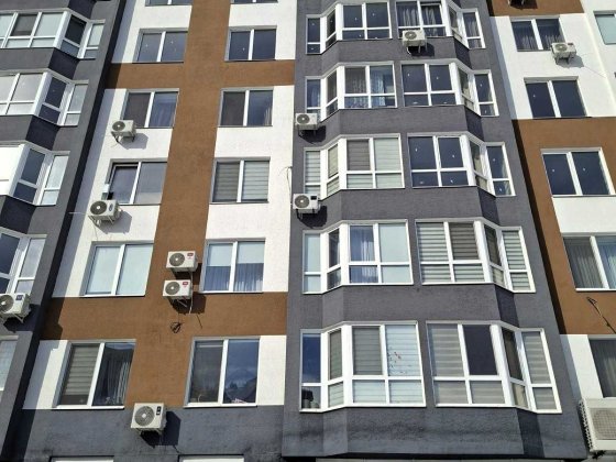 2-кімнатна квартира з паркомісцем в центрі Черкаси