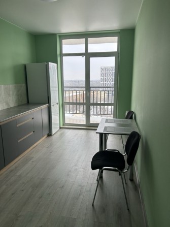 Аренда 1кв  45м  ЖК "КРИШТАЛЕВІ ДЖЕРЕЛА" Ул. Заболотного 148 Генератор - фото 1