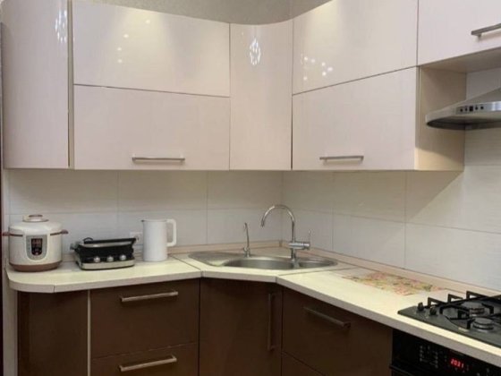 Сдам большую 2к ( раздельные) центр яворницкого европейская площадь Дніпро