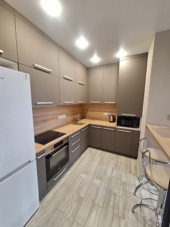 Сдам 2к квартиру  Победа 1, Правый берег, ЖК Манрыковский - фото 1