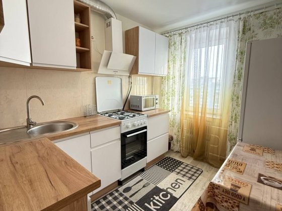 2-кімн кв Слов'янка (біля Авалону) Винница