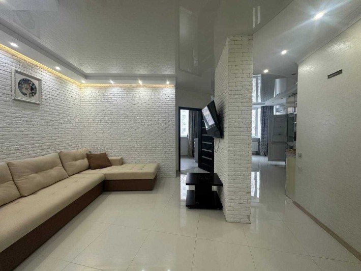 Генератор Оренда квартири Дарницький р-н  Олени Пчілки 8  Драгоманова - фото 1