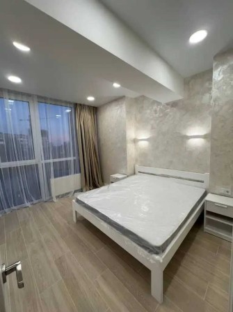 Сдам 3к квартиру в ЖК "Comfort City Рыбинский! Дафи! Генератор! - фото 1