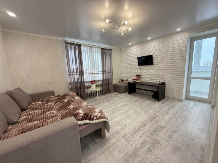 Оренда однокімнатної квартири на Ближньому Замості - фото 1